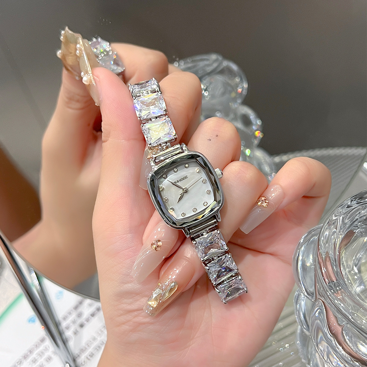 Jewelry Diamond Watches - 2025 High-end dameshorloge Diamond Light Luxe
