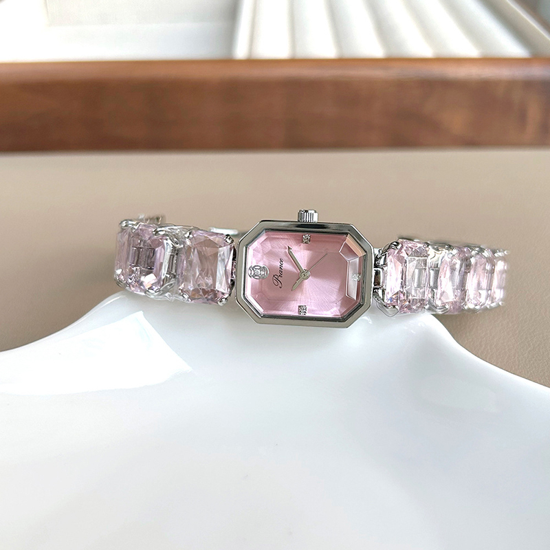 UTHAI Dameshorloges voor meisj - Jewelry Diamond Watches recensie en prijs