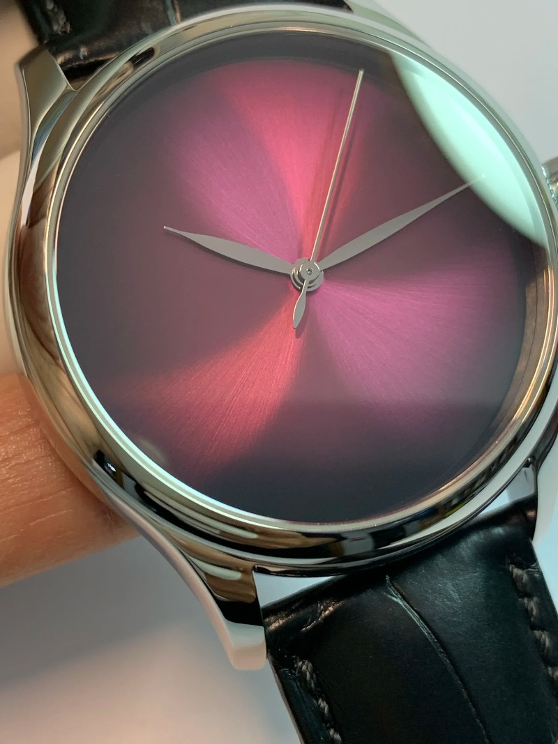 Woordeloos boek, Zwitsers fijn - Jewelry And Watches recensie en prijs